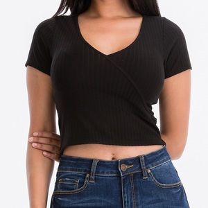 Surplices ribbed crop top ✨